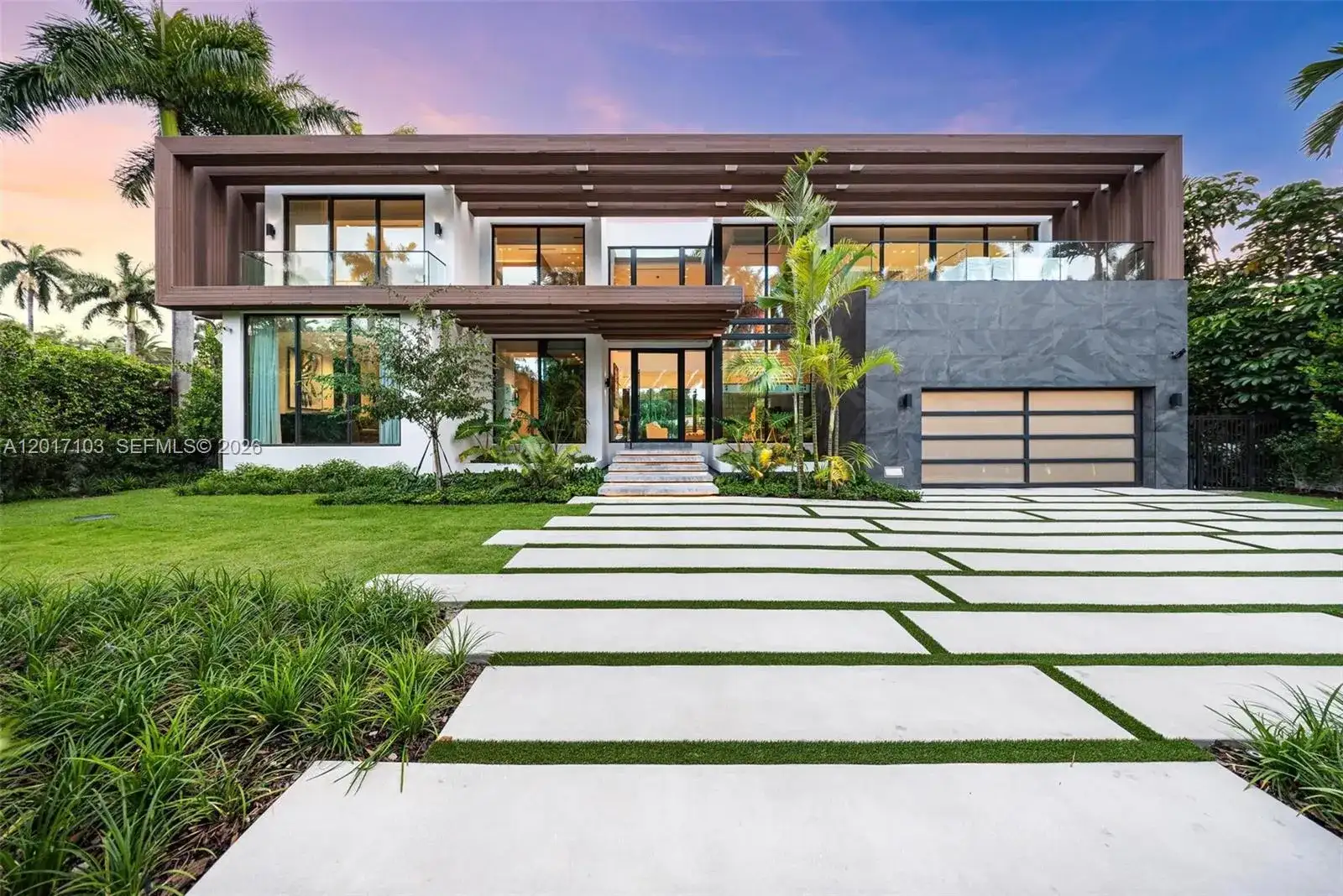 2520 Shelter Ave, Miami Beach FL 33140 photo 2