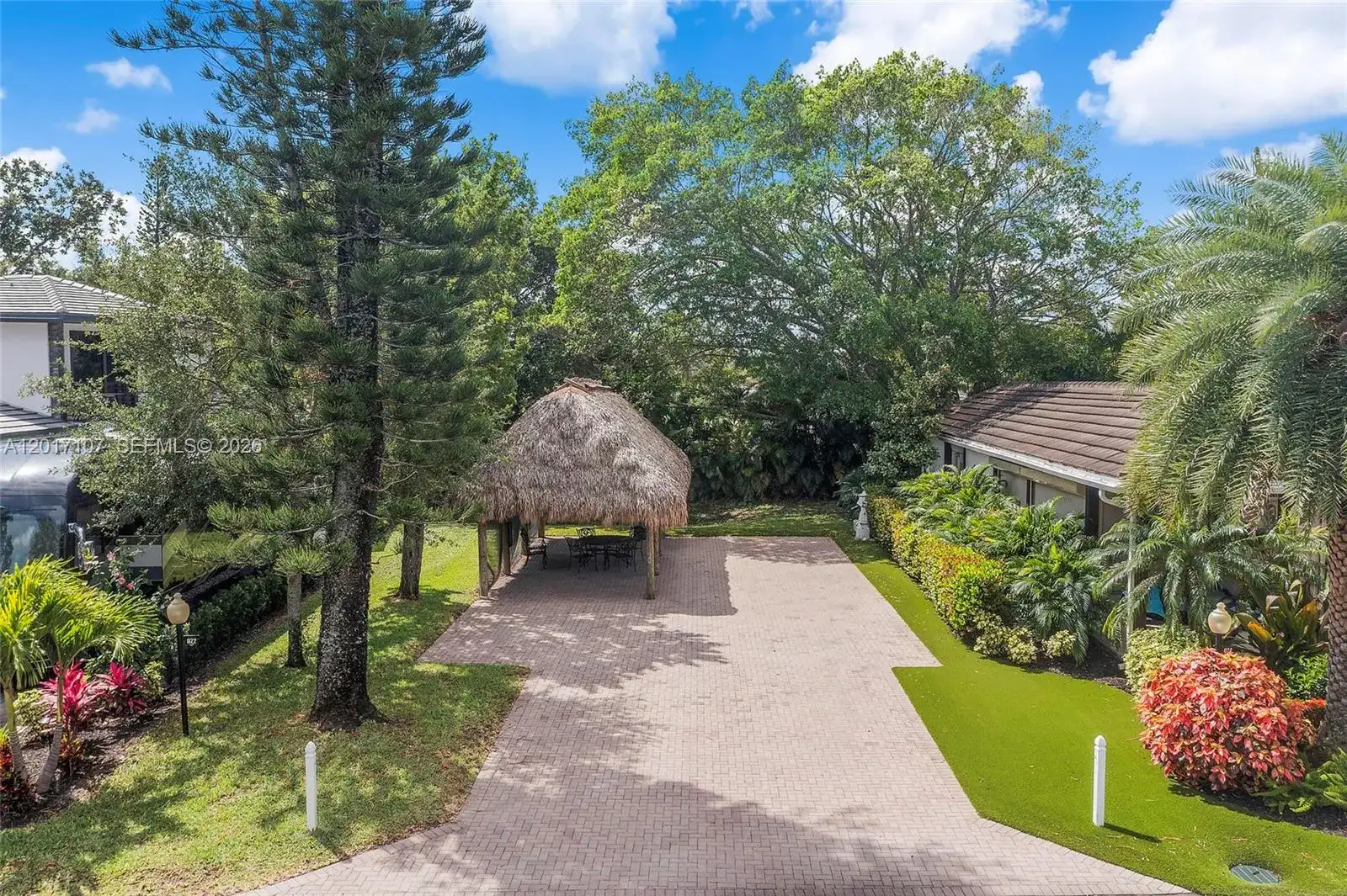22 S Cortez Dr, Margate FL 33068 photo 4
