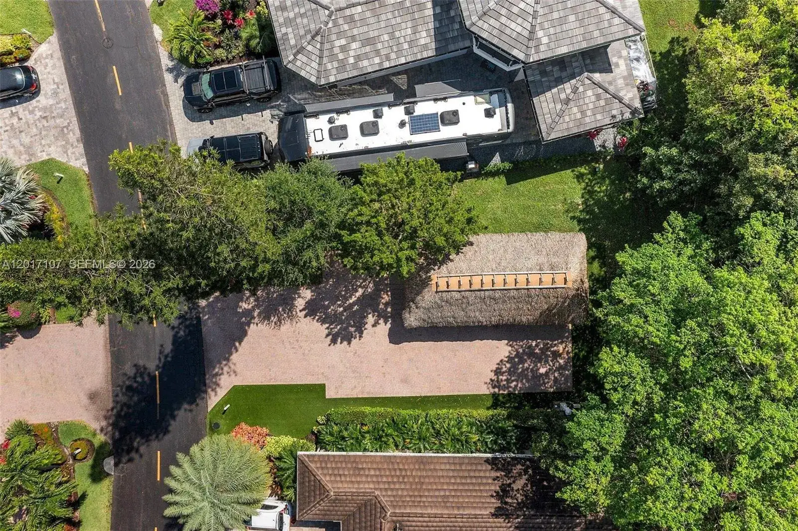 22 S Cortez Dr, Margate FL 33068 photo 5