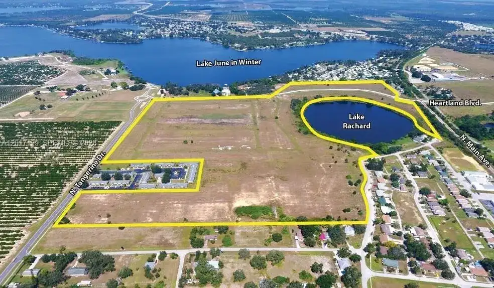 1518 Mangrove Street, Lake Placid FL 33852 photo 3