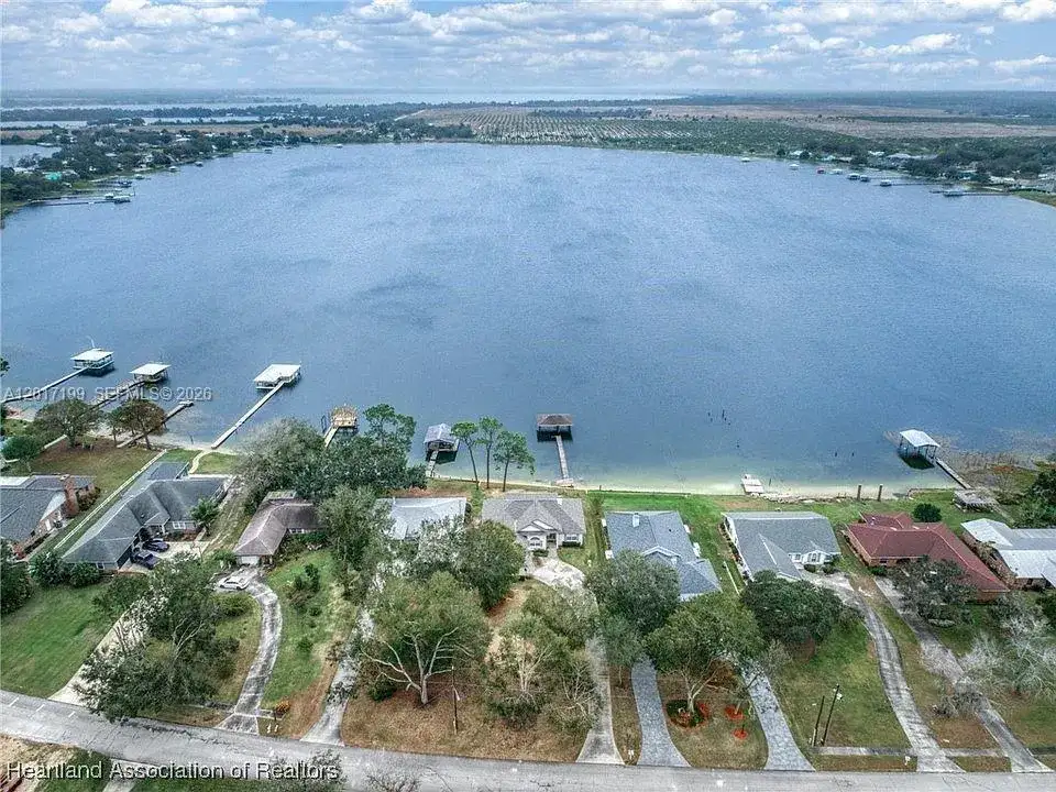 1518 Mangrove Street, Lake Placid FL 33852 photo 4