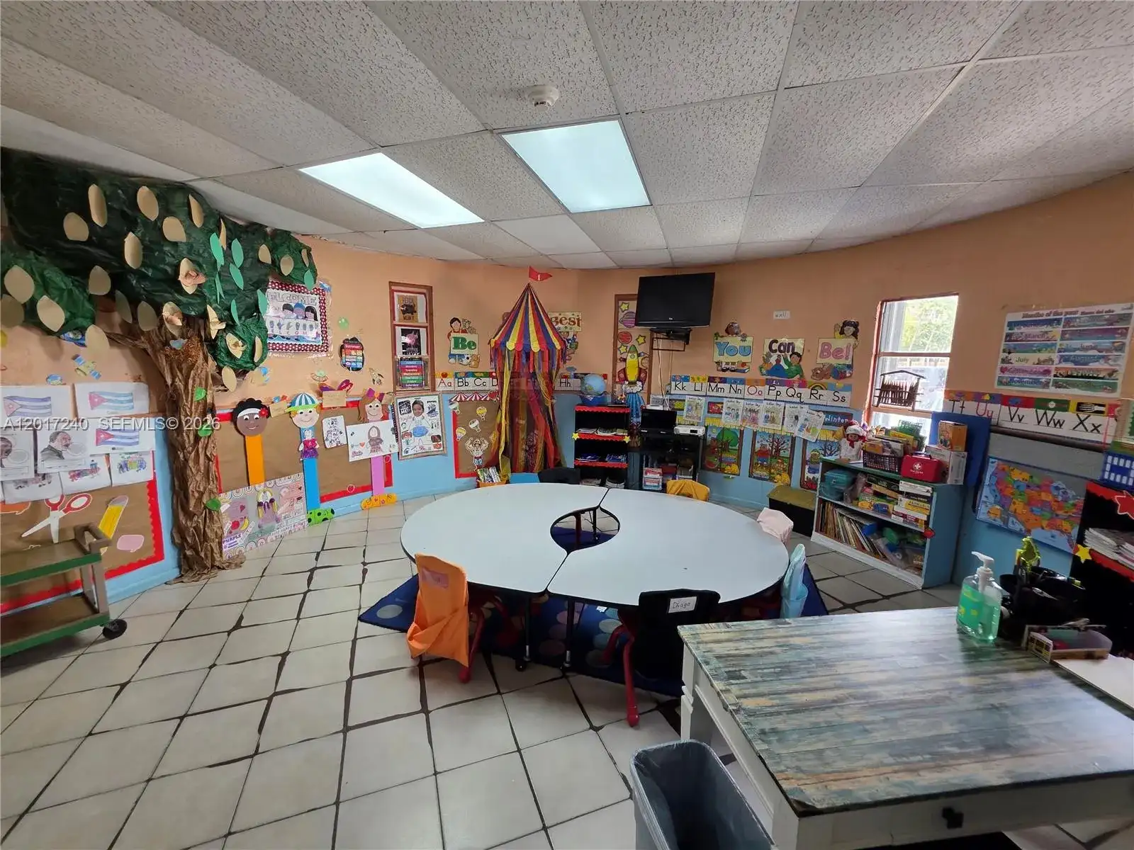 2660 SW 17th St, Miami FL 33145 photo 5