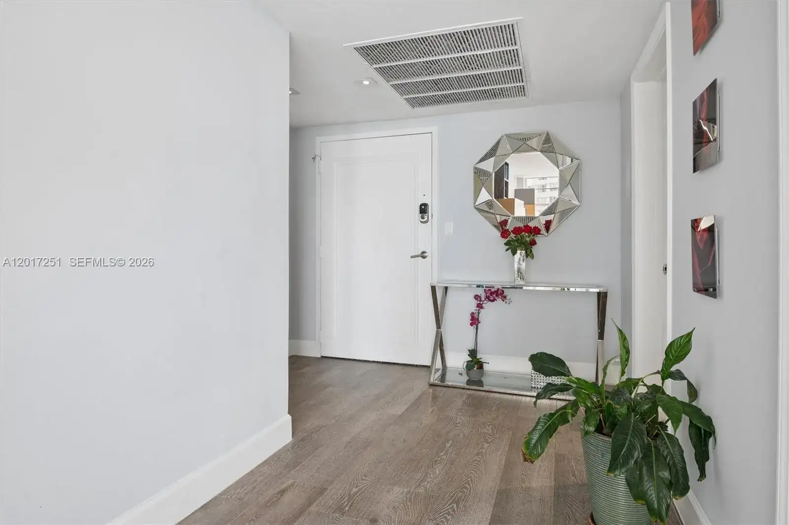 5660 Collins Ave # 6C, Miami Beach FL 33140 photo 2