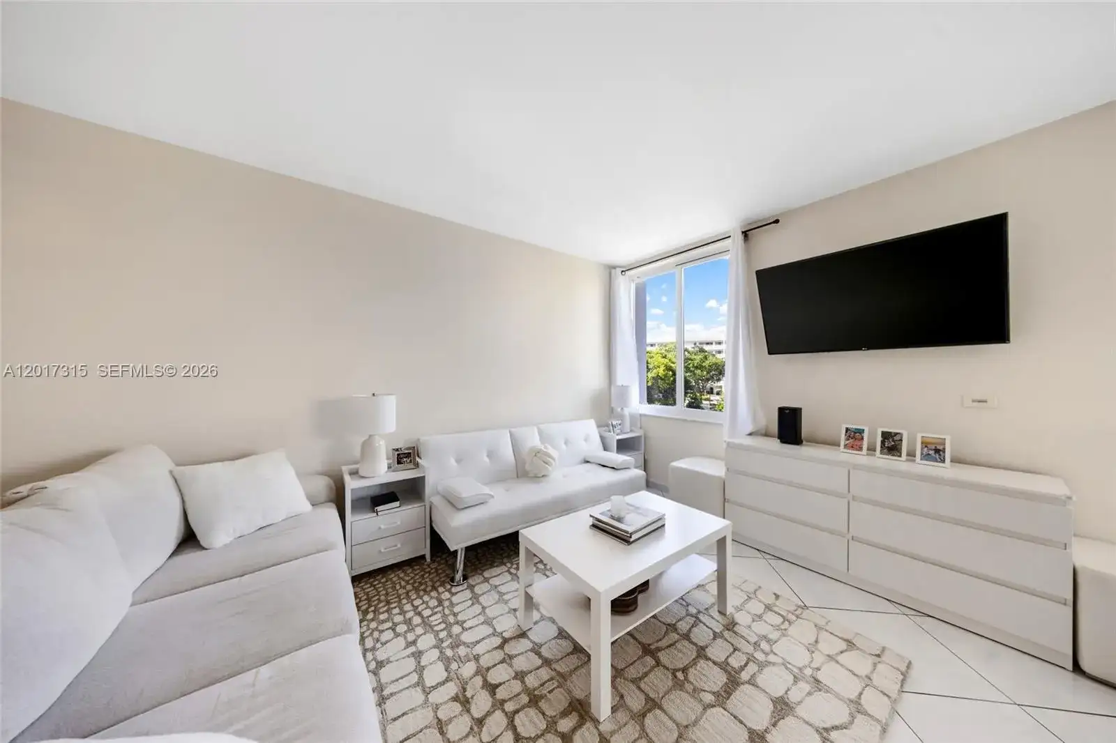 250 180th Dr # 352, Sunny Isles Beach FL 33160 photo 3