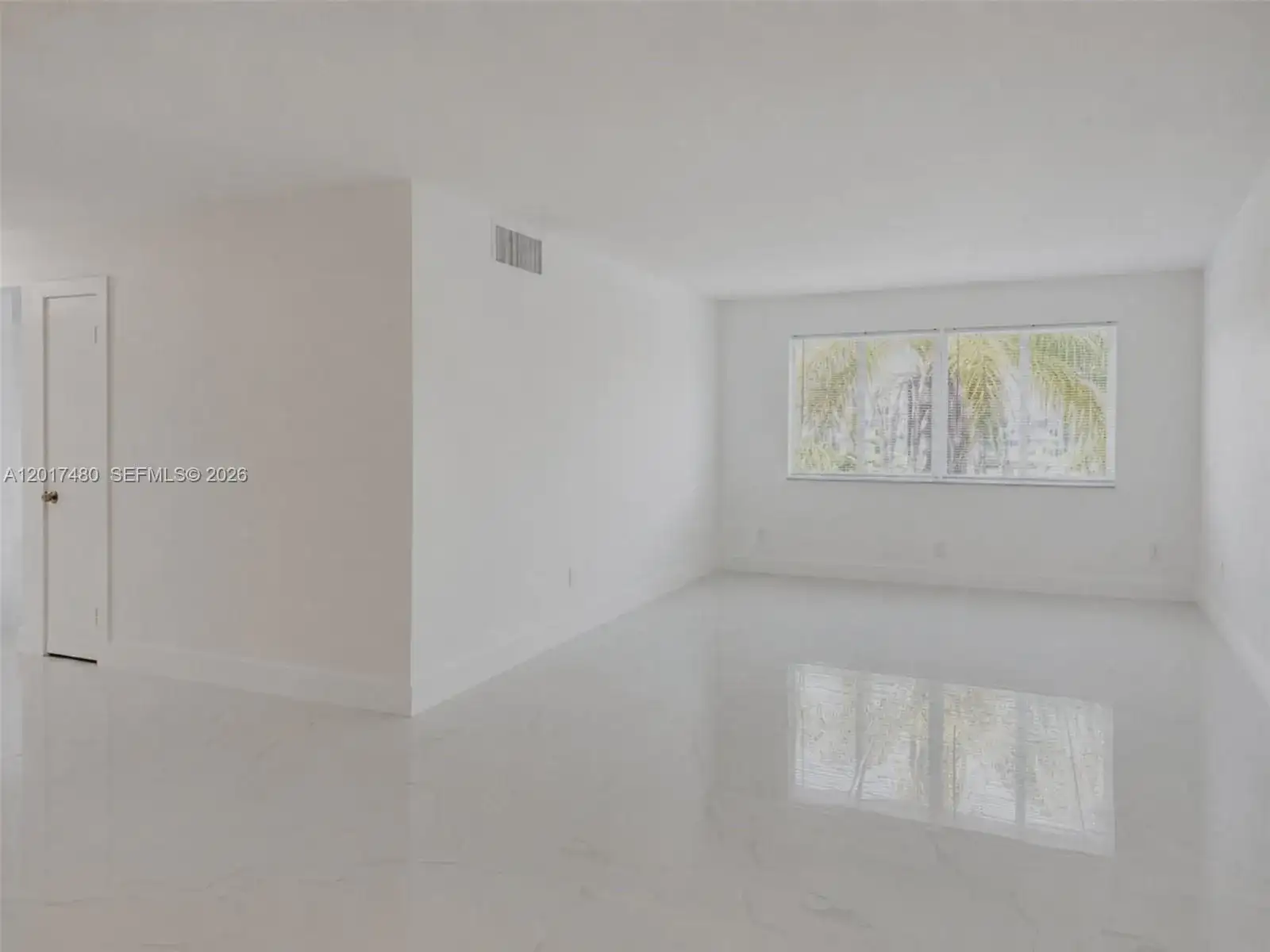 14830 Naranja Lakes Blvd, Homestead FL 33032 photo 4