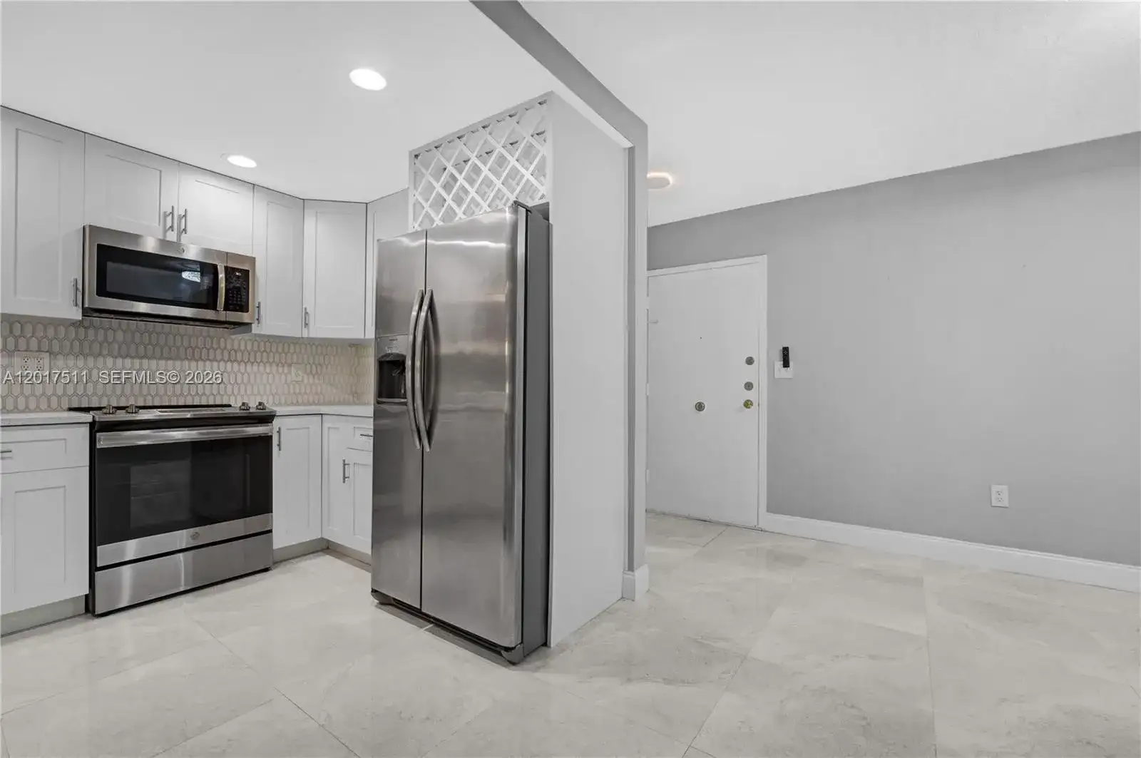 7100 NW 17th St # 305, Plantation FL 33313 photo 3
