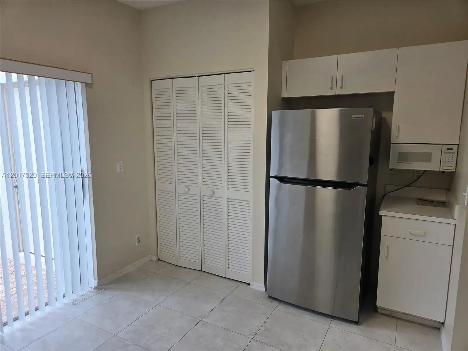47 Simonton Cir, Weston FL 33326 photo 3