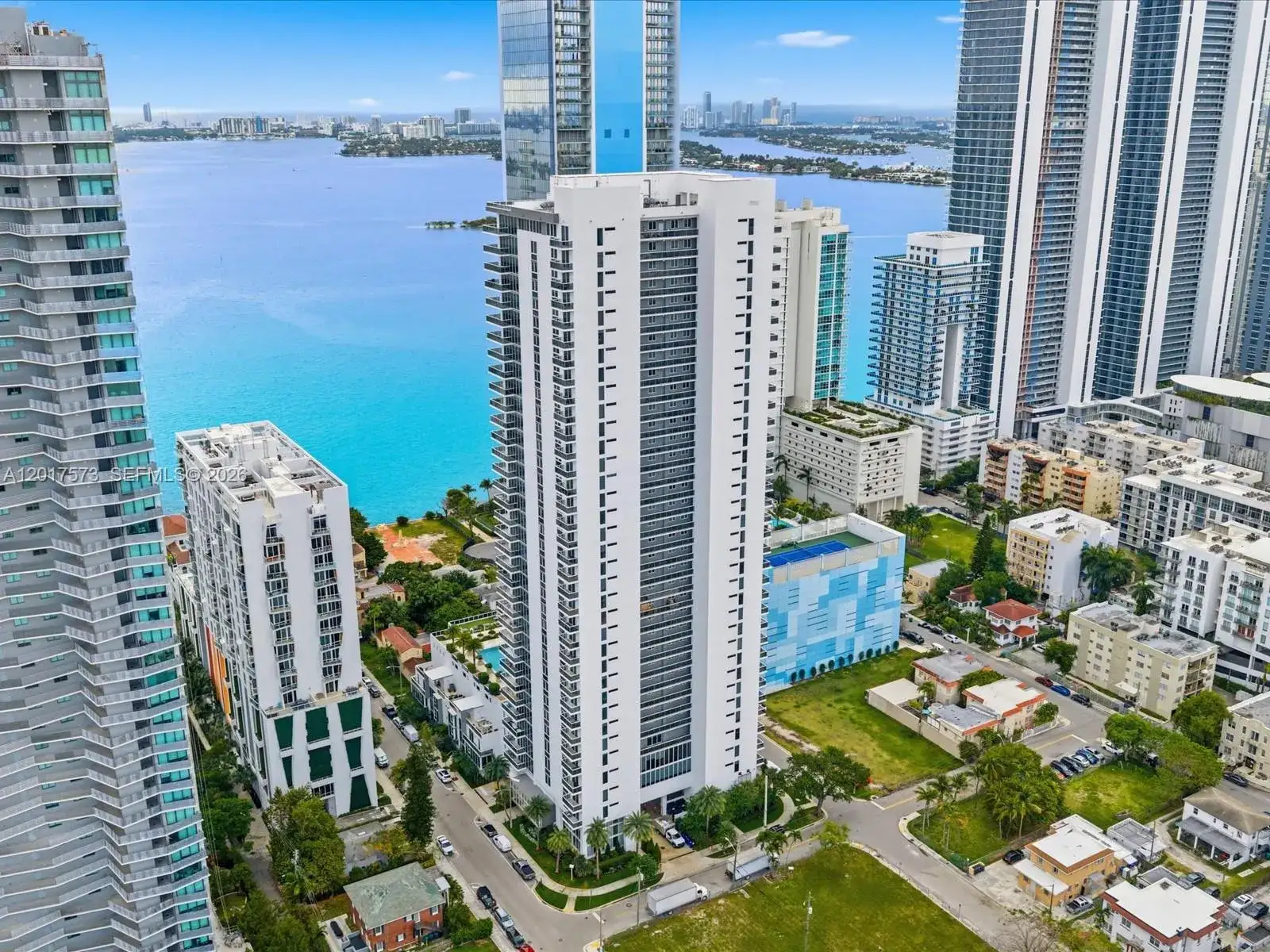 600 NE 27th St, Miami FL 33137 photo 4