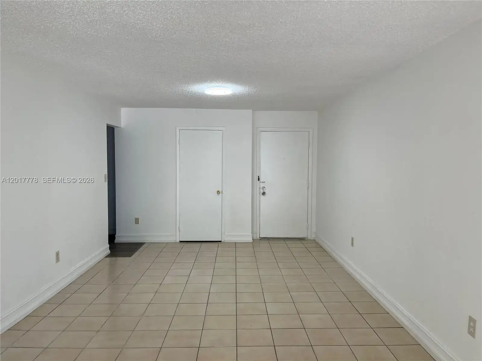 9190 Fontainebleau Blvd # 202, Miami FL 33172 photo 4