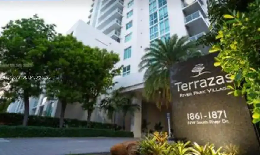 1861 NW S River Dr # 1502, Miami FL 33125 photo 5
