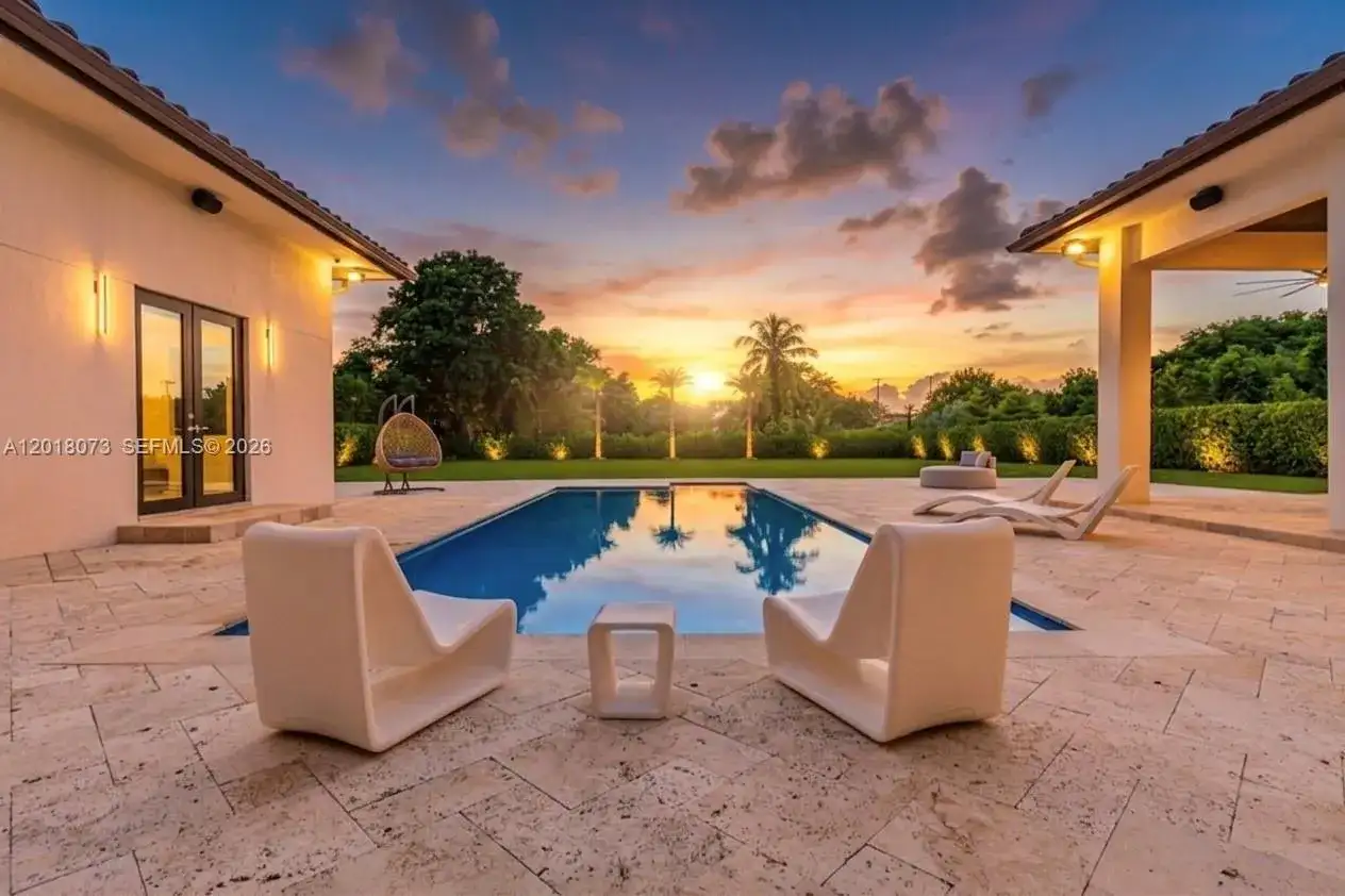 320 SW 125th Ave, Miami FL 33184 photo 3