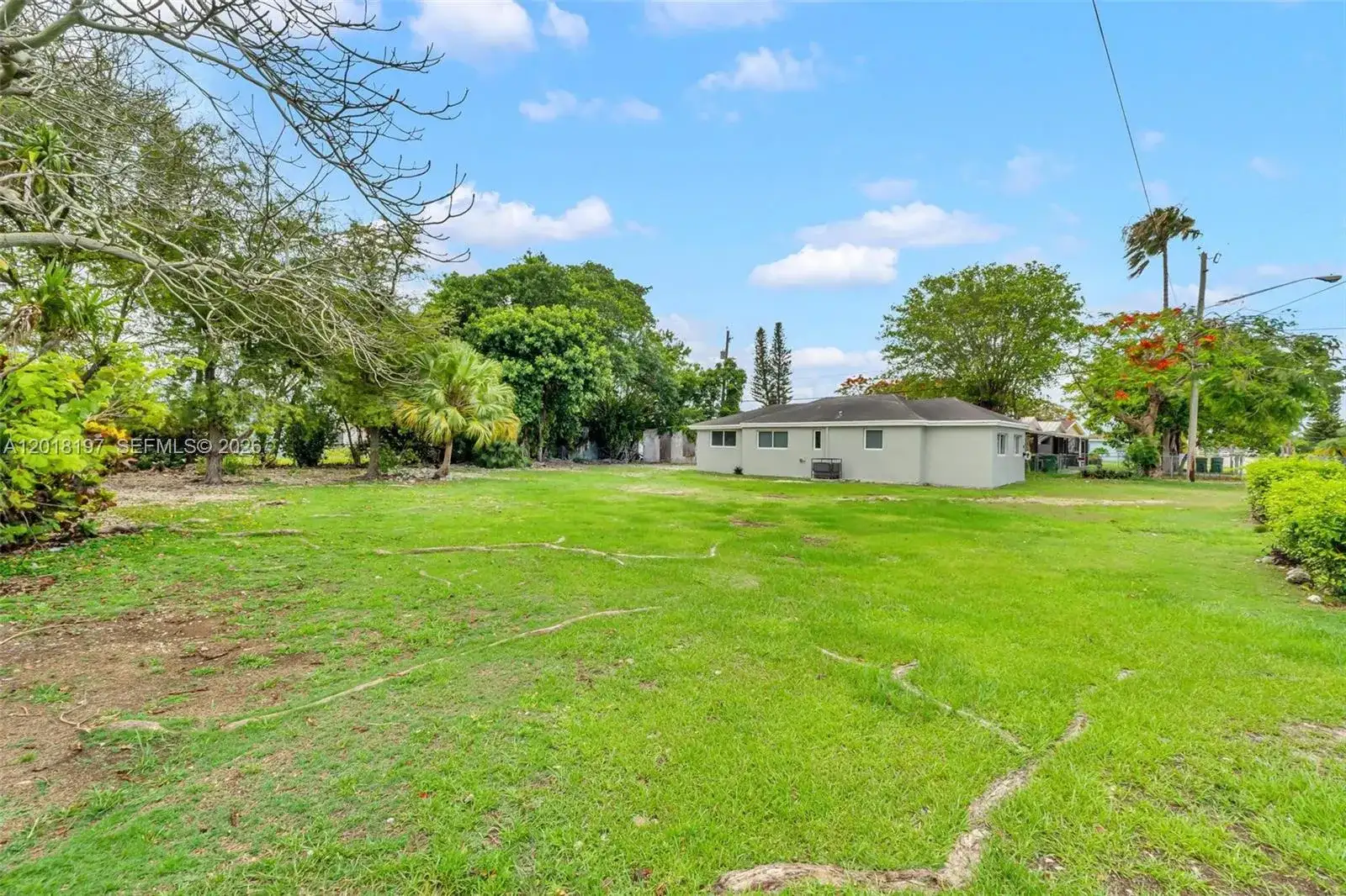 628 SW 8th Ave, Homestead FL 33030 photo 4