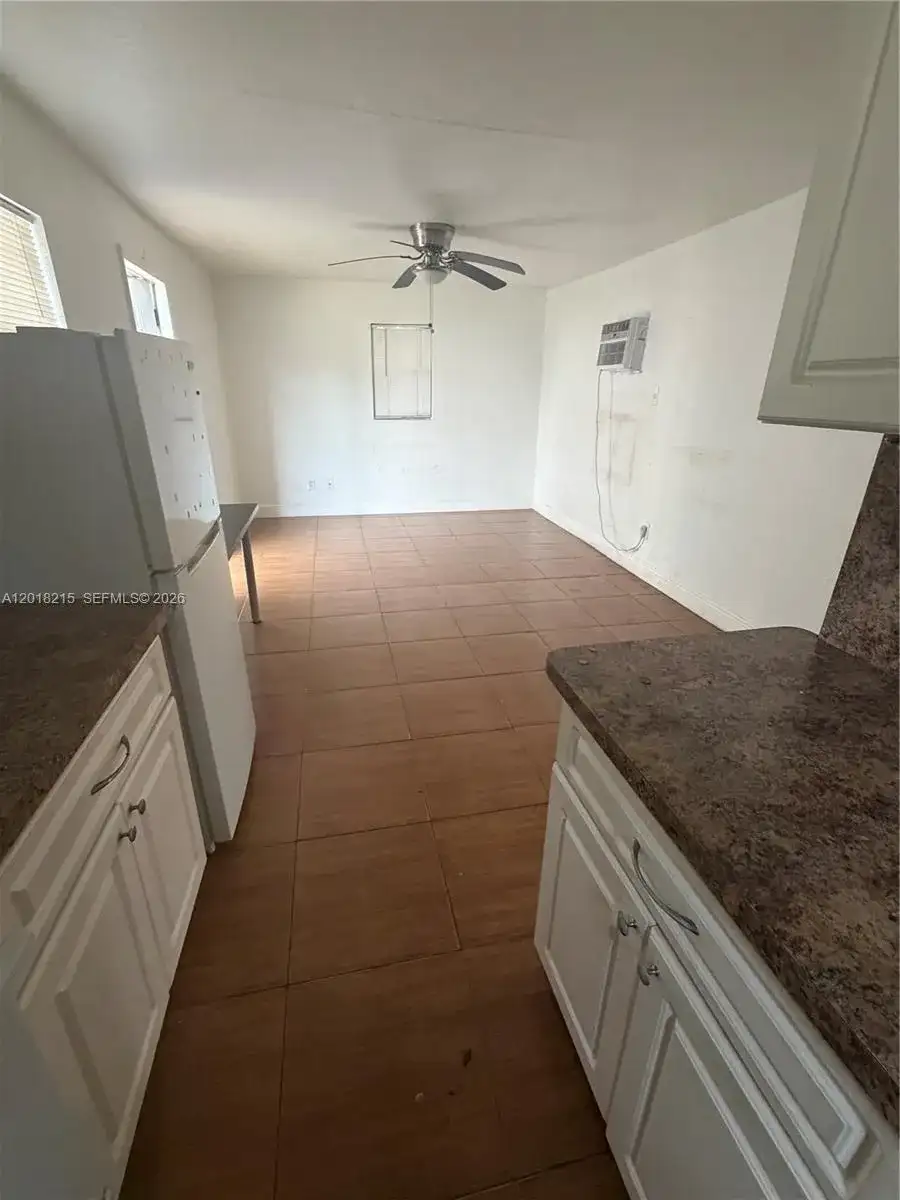 410 N 58th Ave # 408, Hollywood FL 33021 photo 3
