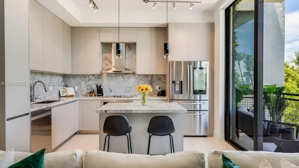 1030 15th St # 201, Miami Beach FL 33139 photo 3