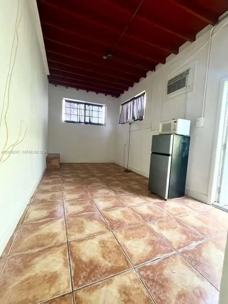 1875 NE 177th St # 0, North Miami Beach FL 33162 photo 5