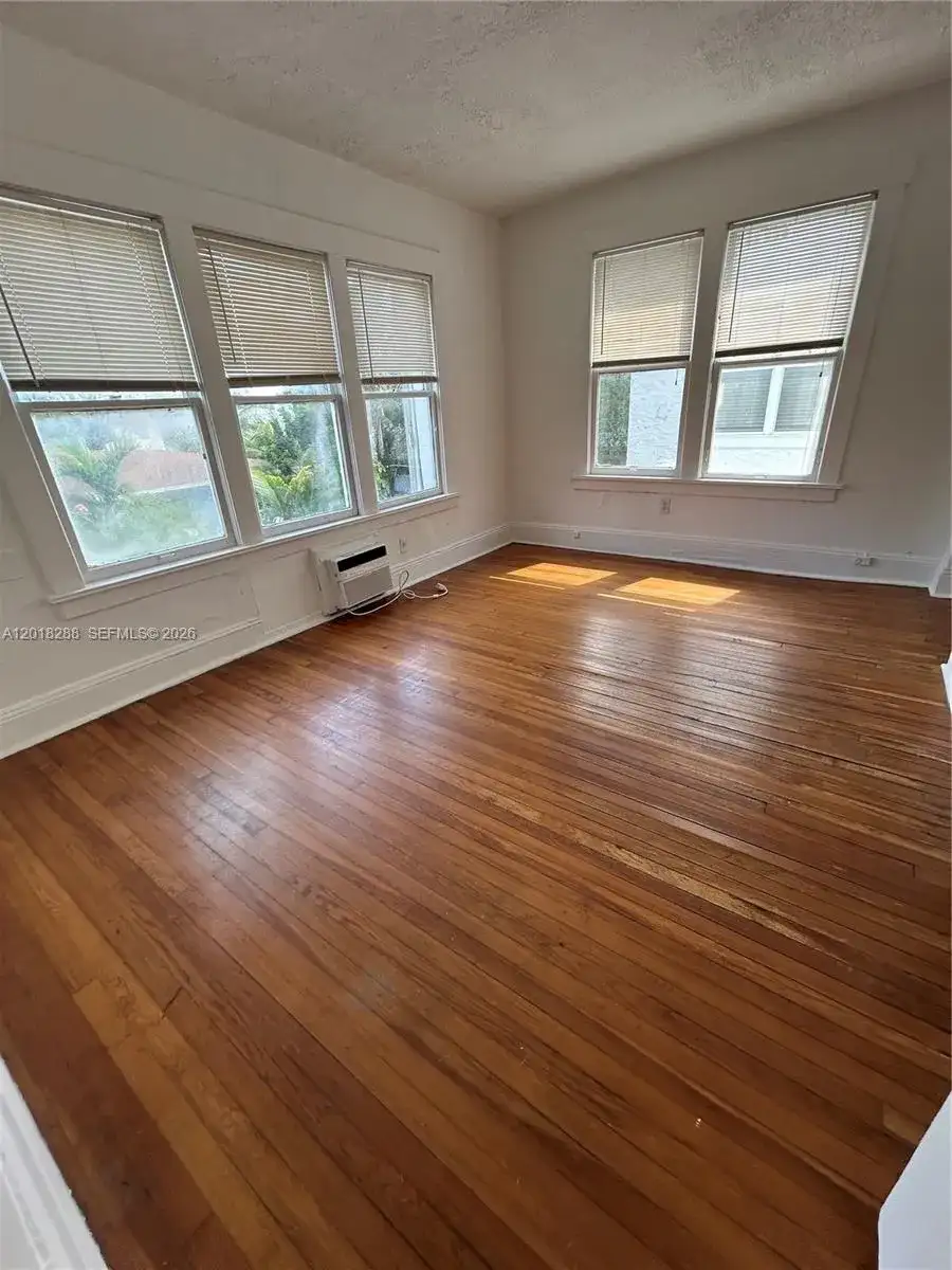 529 NE 66th St # 7, Miami FL 33138 photo 2