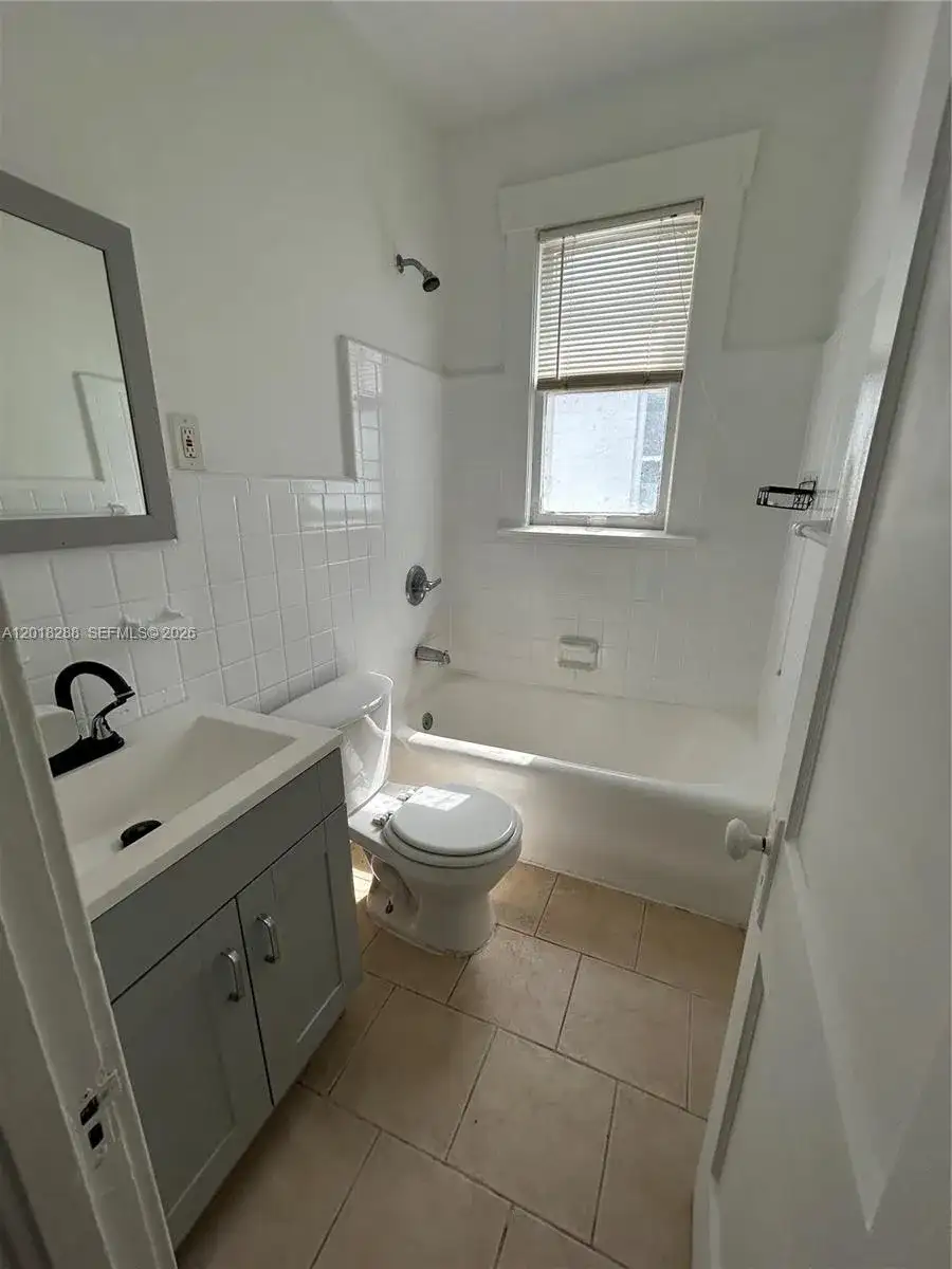 529 NE 66th St # 7, Miami FL 33138 photo 5