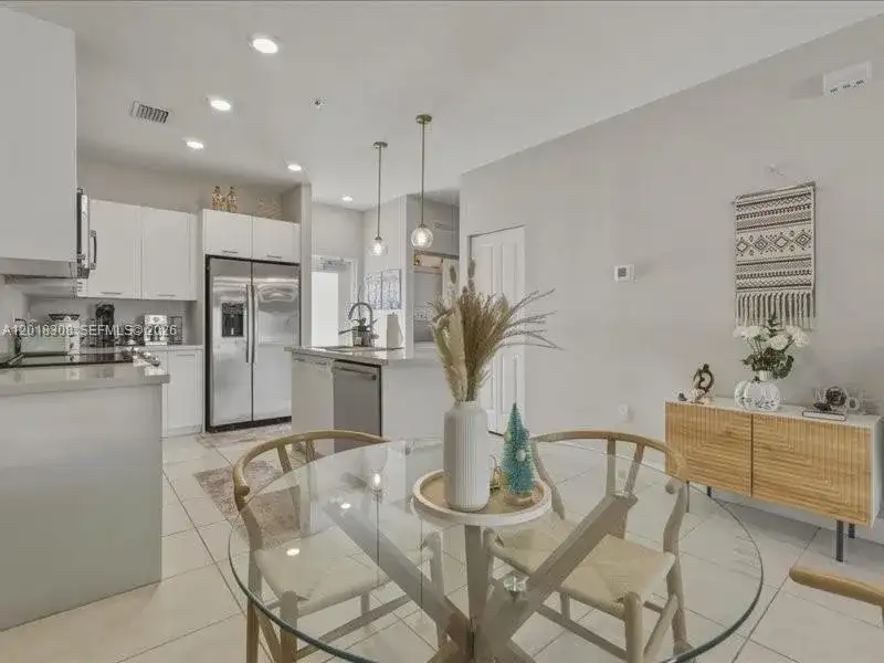 8201 NW 41st St # 205, Doral FL 33166 photo 5