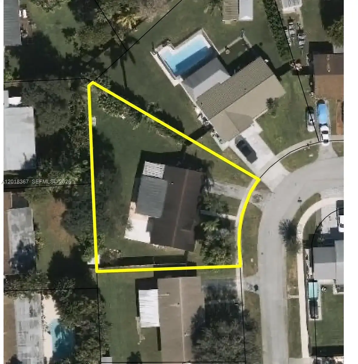 18054 SW 92nd Ct, Palmetto Bay FL 33157 photo 5