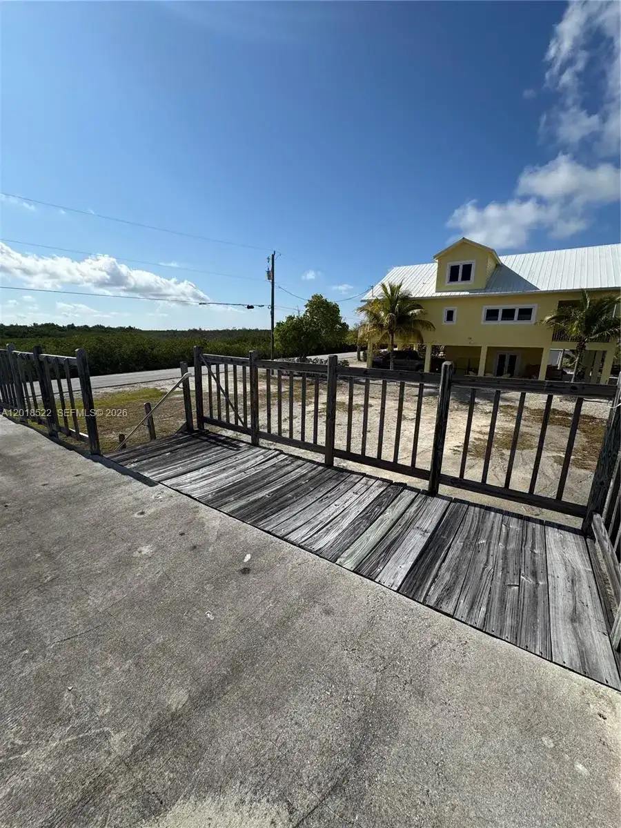 4276 Dorn Road, Torch Key FL 33042 photo 3