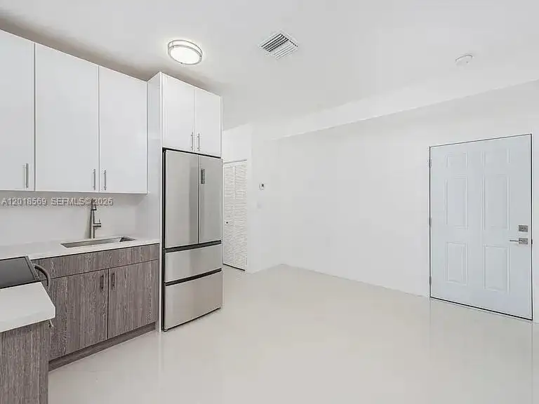 676 NW 47th St # 5, Miami FL 33127 photo 3
