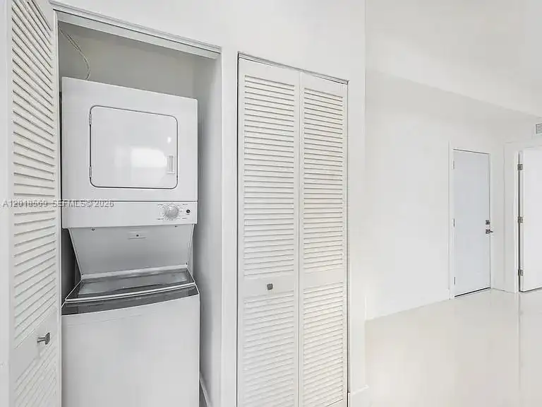 676 NW 47th St # 5, Miami FL 33127 photo 5