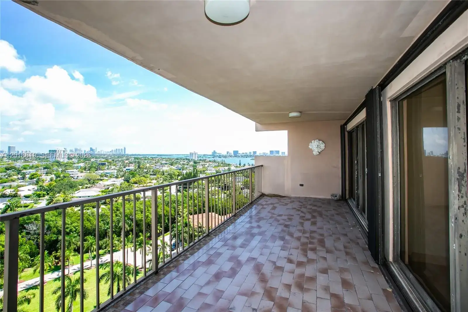 1800 NE 114th St # 1502, Miami FL 33181 photo 5