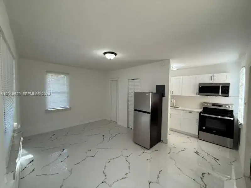 2775 NW 57th St, Miami FL 33142 photo 3