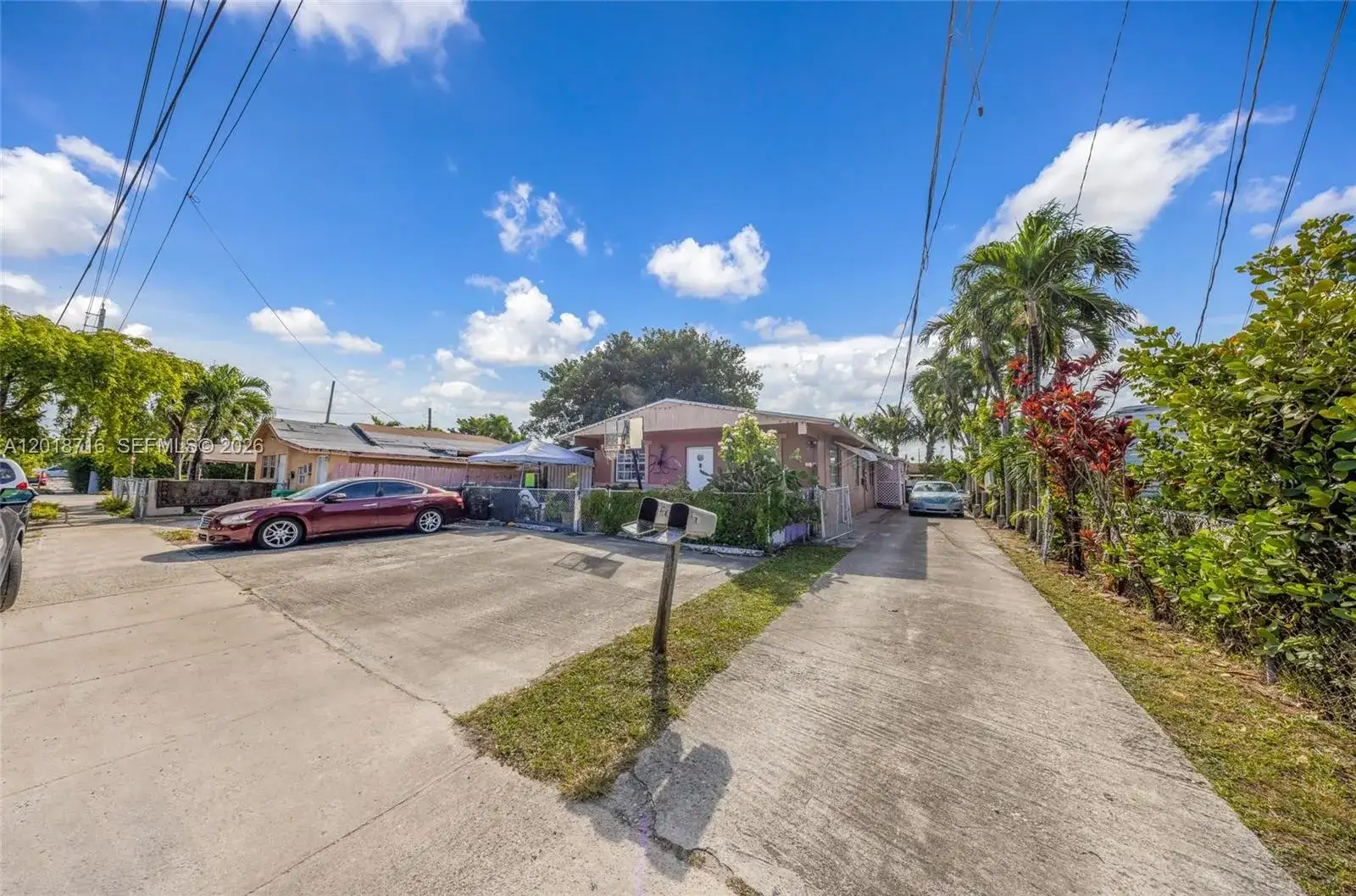 3126 NW 28th St, Miami FL 33142 photo 3