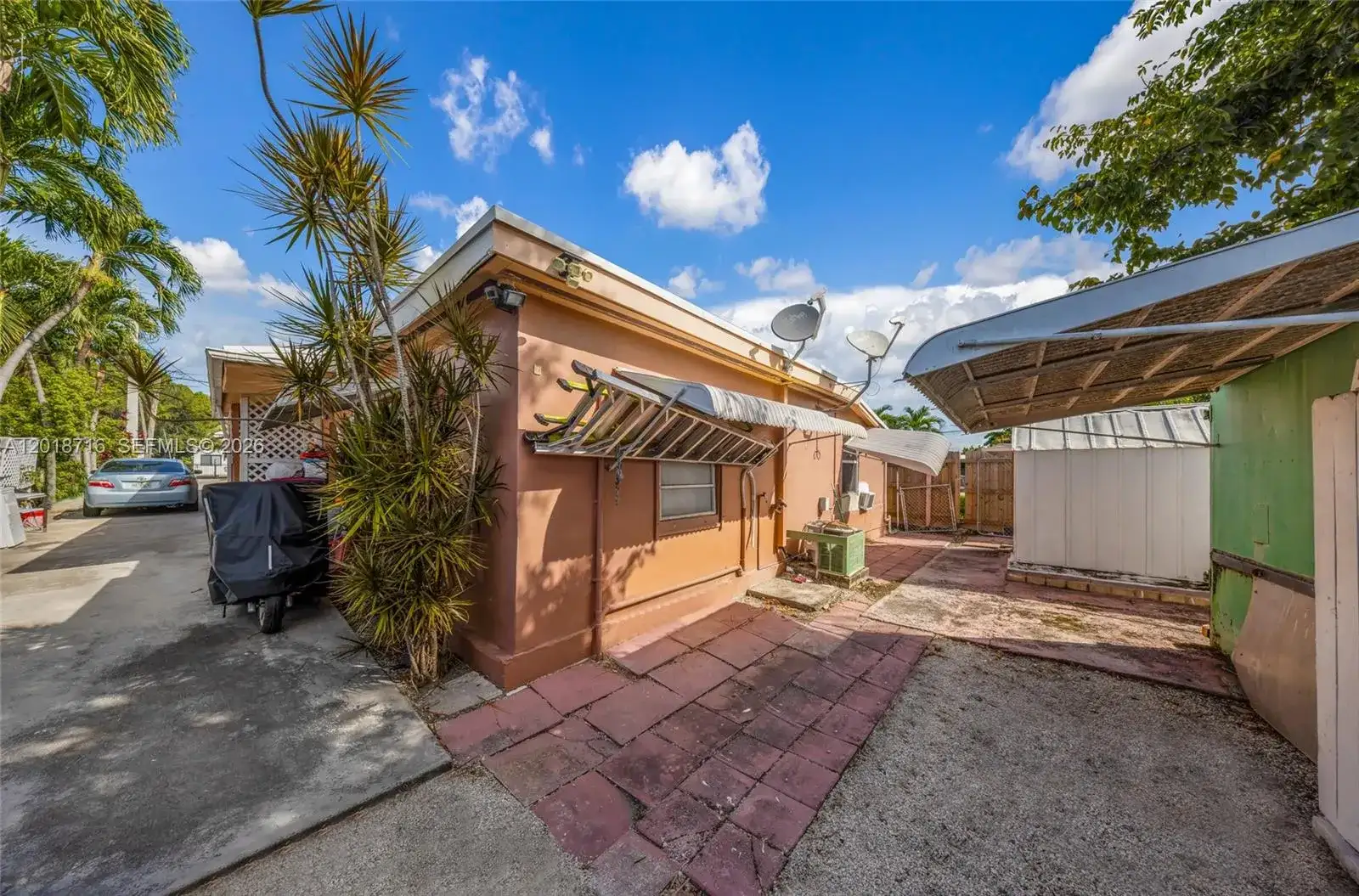 3126 NW 28th St, Miami FL 33142 photo 4
