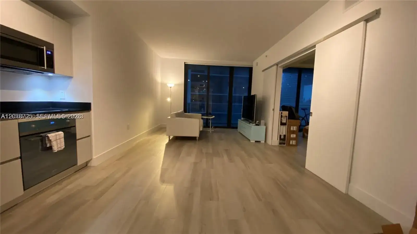 1010 Brickell Ave # 2208, Miami FL 33131 photo 4