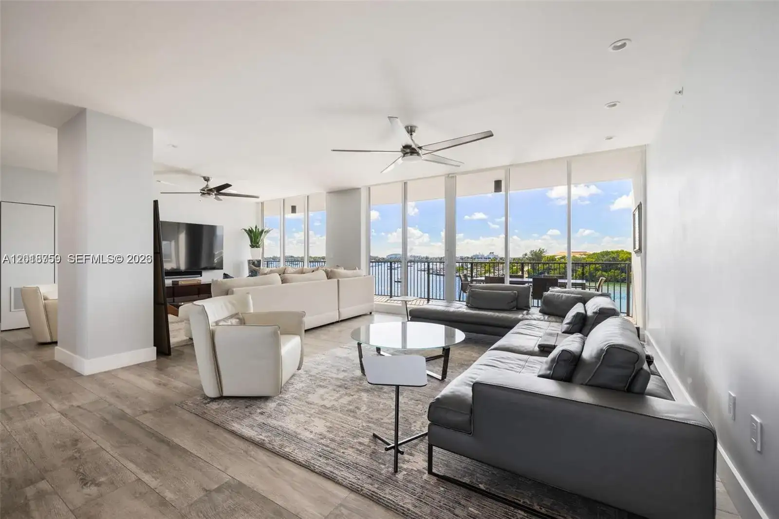 1000 Venetian Way # 502, Miami FL 33139 photo 2