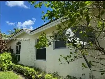 3457 NE 2nd St, Homestead FL 33033 photo 3