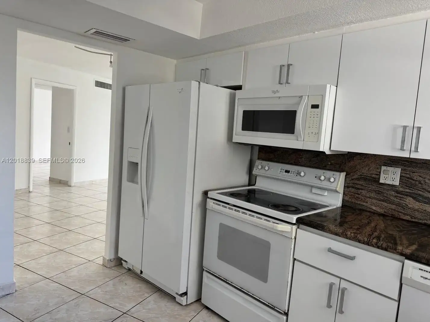 6039 COLLINS AV # 537, Miami Beach FL 33140 photo 4