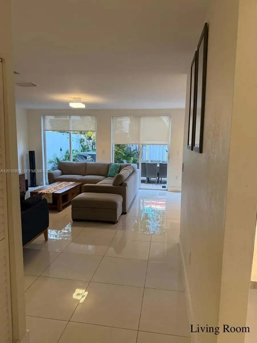 10973 NW 62nd Ter, Doral FL 33178 photo 3