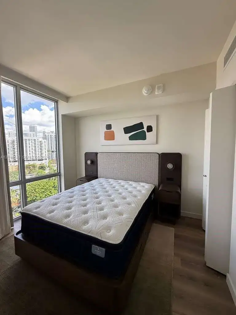 1611 SW 2nd ave # 911, Miami FL 33129 photo 4