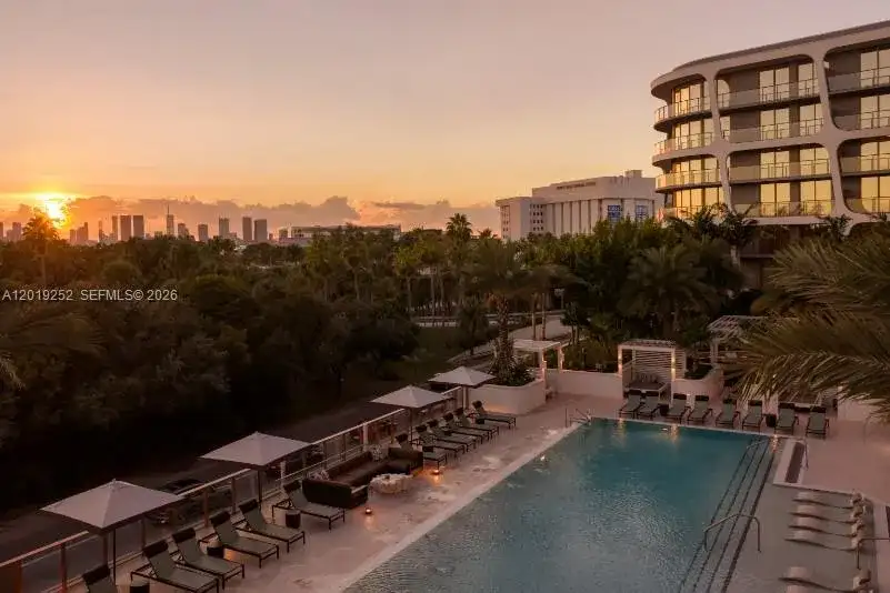 3900 Alton Road, Miami Beach FL 33140 photo 3
