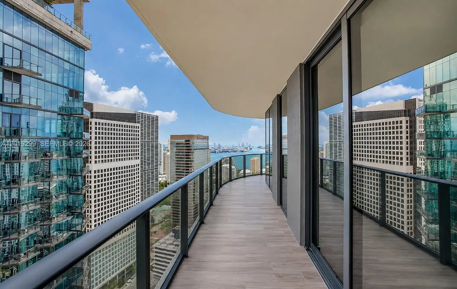 801 S Miami Ave # 3905, Miami FL 33130 photo 2