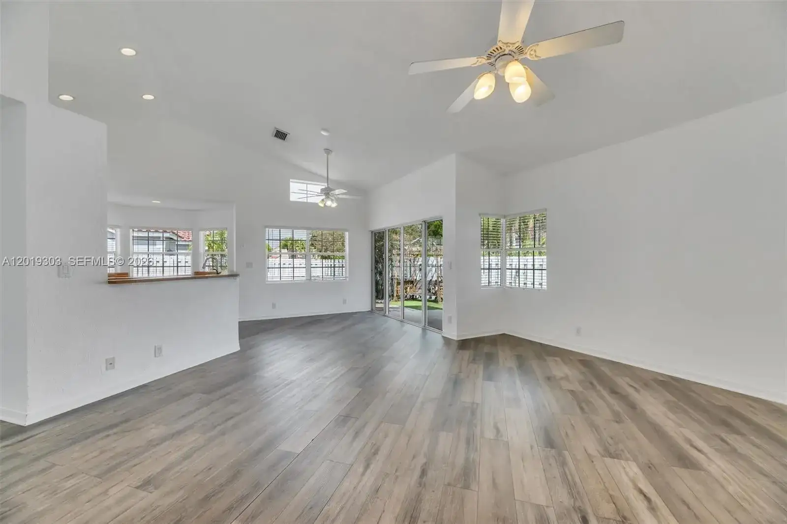 535 Somerset Way, Weston FL 33326 photo 5
