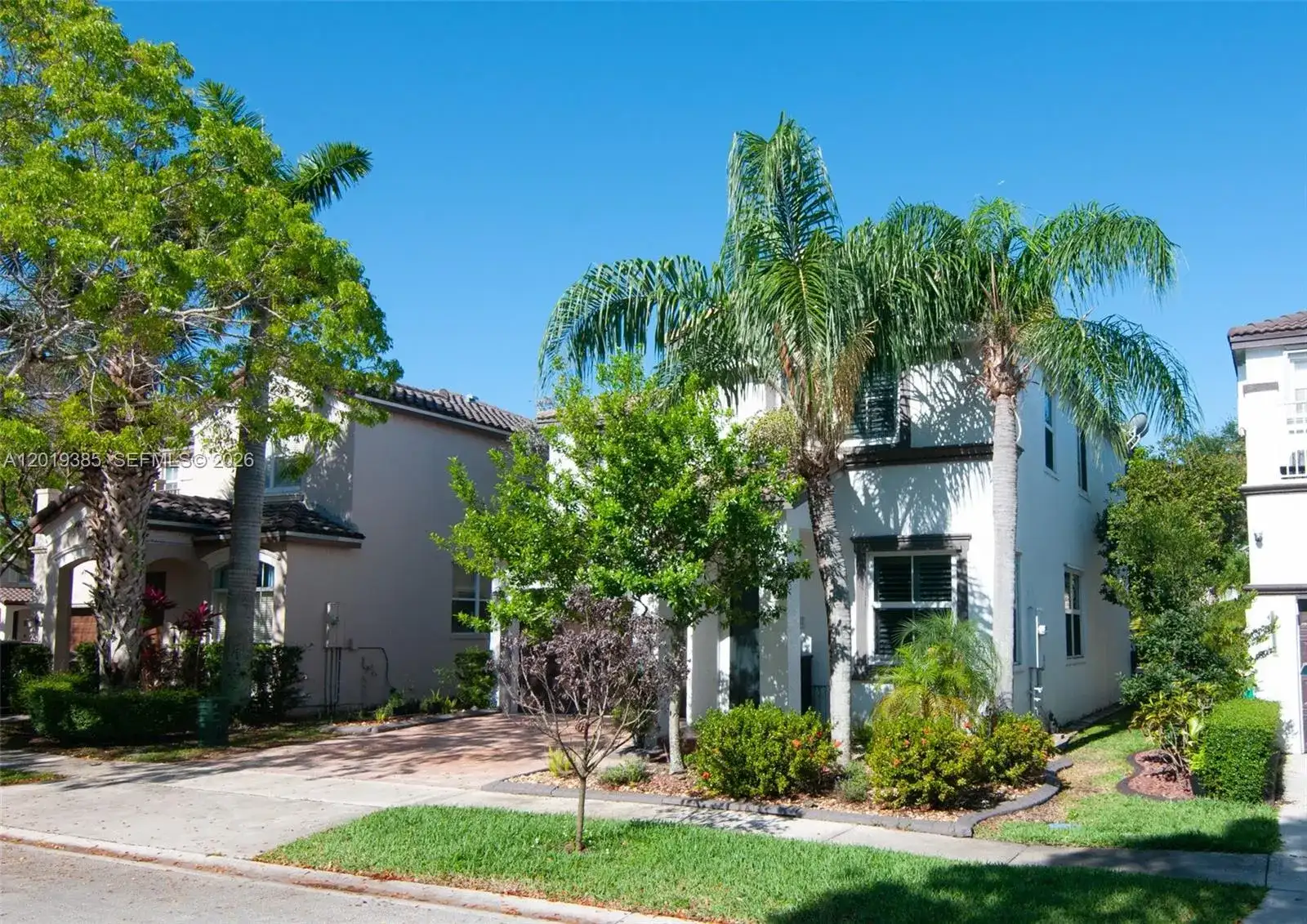 5124 SW 155th Ave, Miramar FL 33027 photo 2
