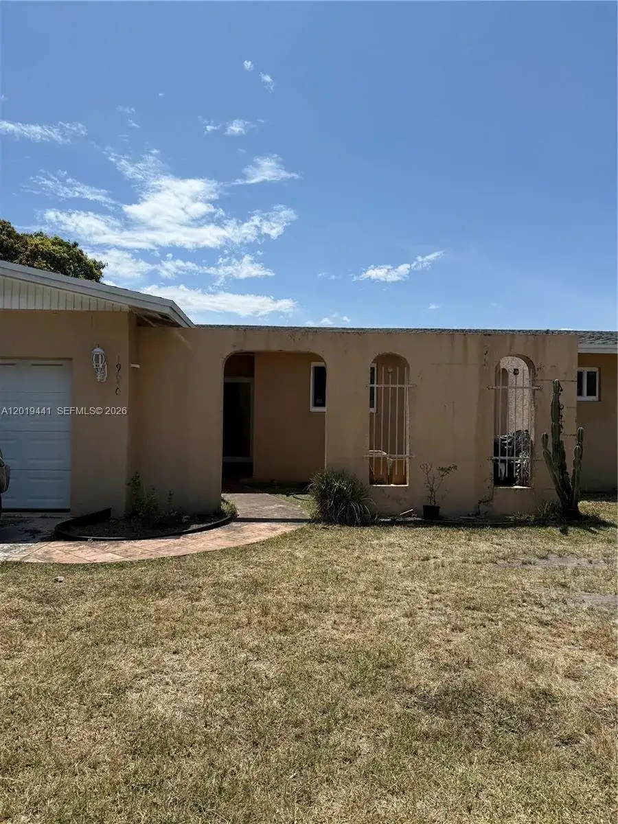 19650 SW 117th Ave, Miami FL 33177 photo 3