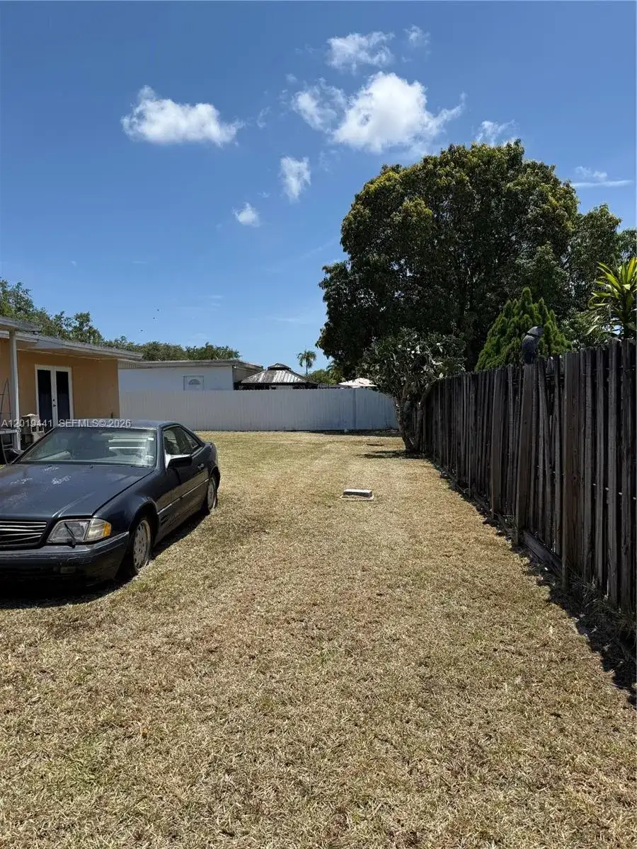 19650 SW 117th Ave, Miami FL 33177 photo 4
