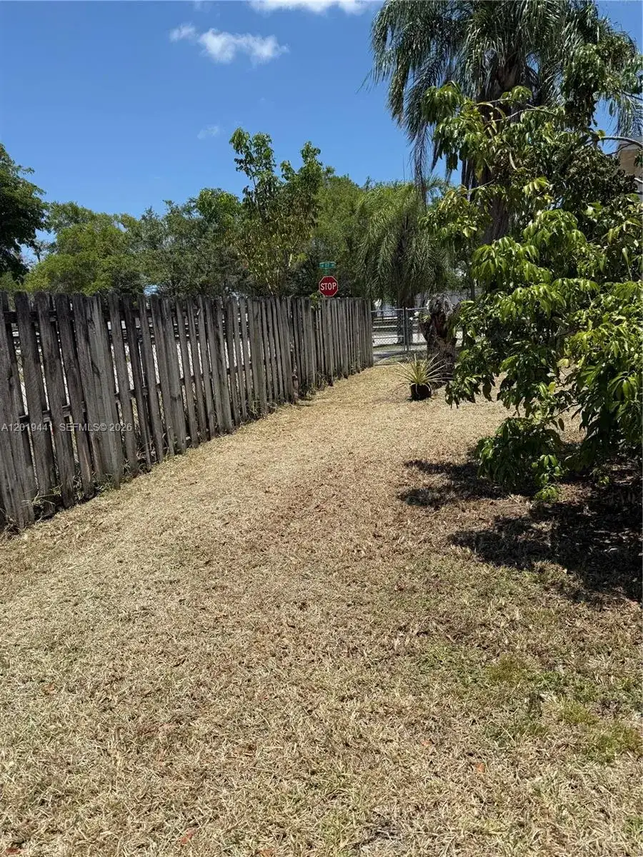 19650 SW 117th Ave, Miami FL 33177 photo 5