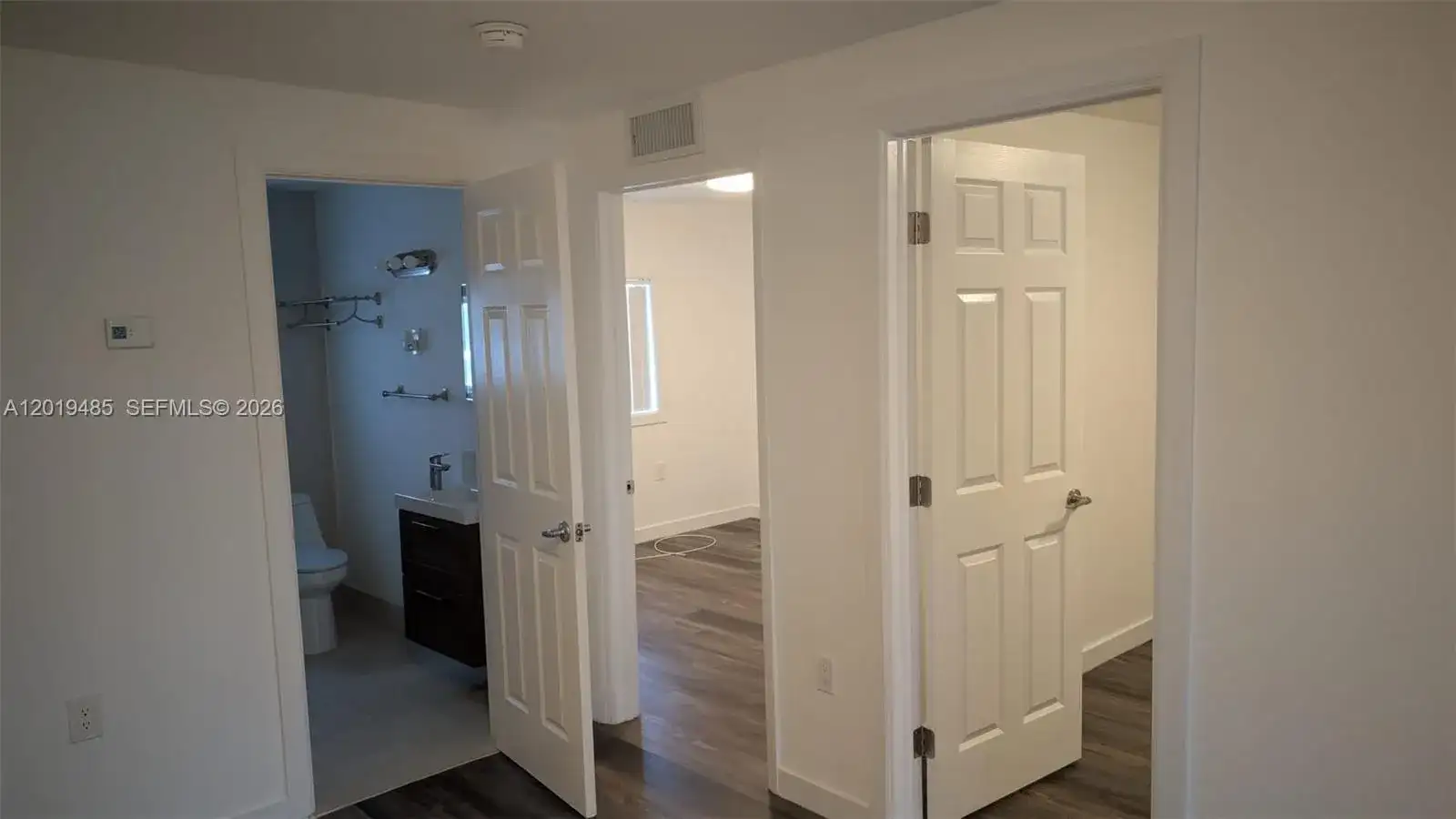 76 W 14th St, Hialeah FL 33010 photo 4