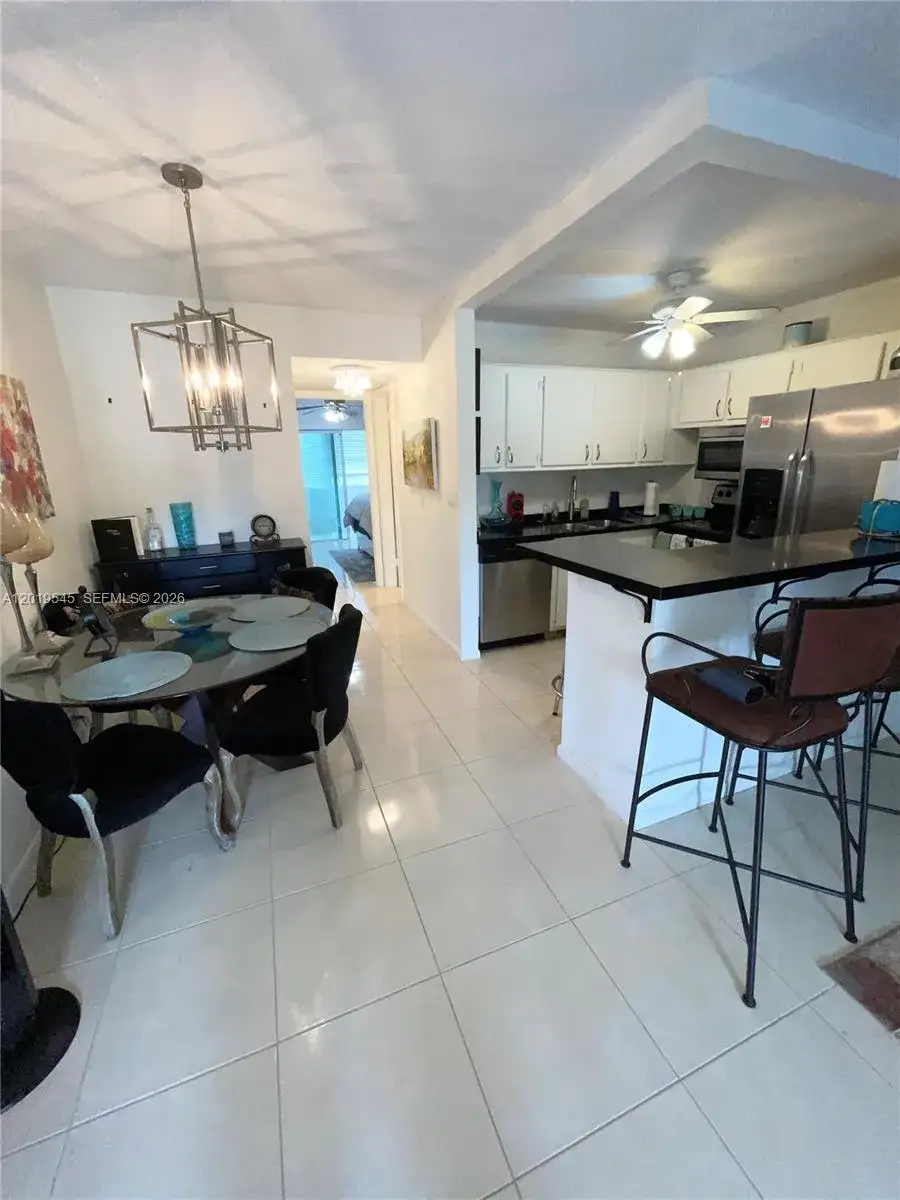 12 Dorchester A # 12, West Palm Beach FL 33417 photo 5