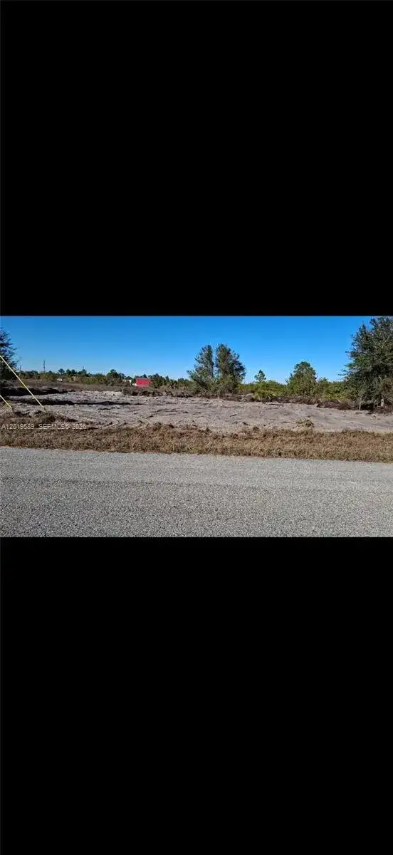 4005 E 15th St, Lehigh Acres FL 33972 photo 3