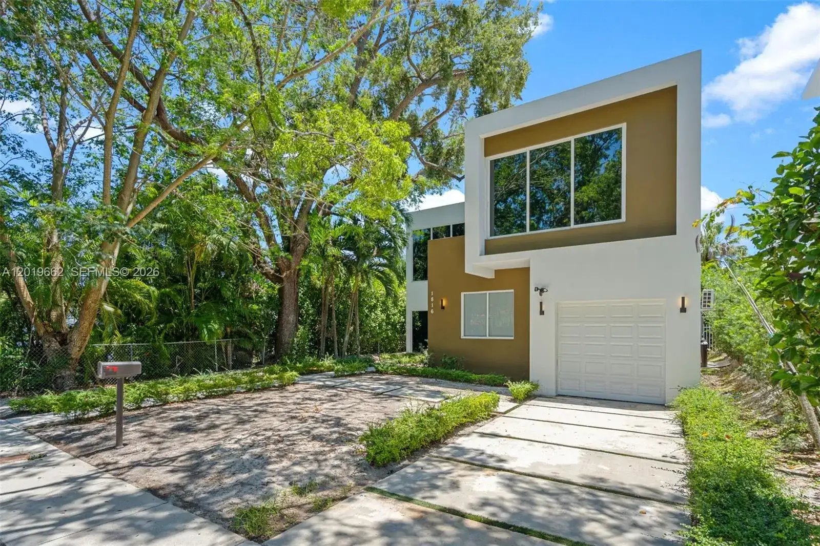1816 SW 23rd St, Miami FL 33145 photo 3