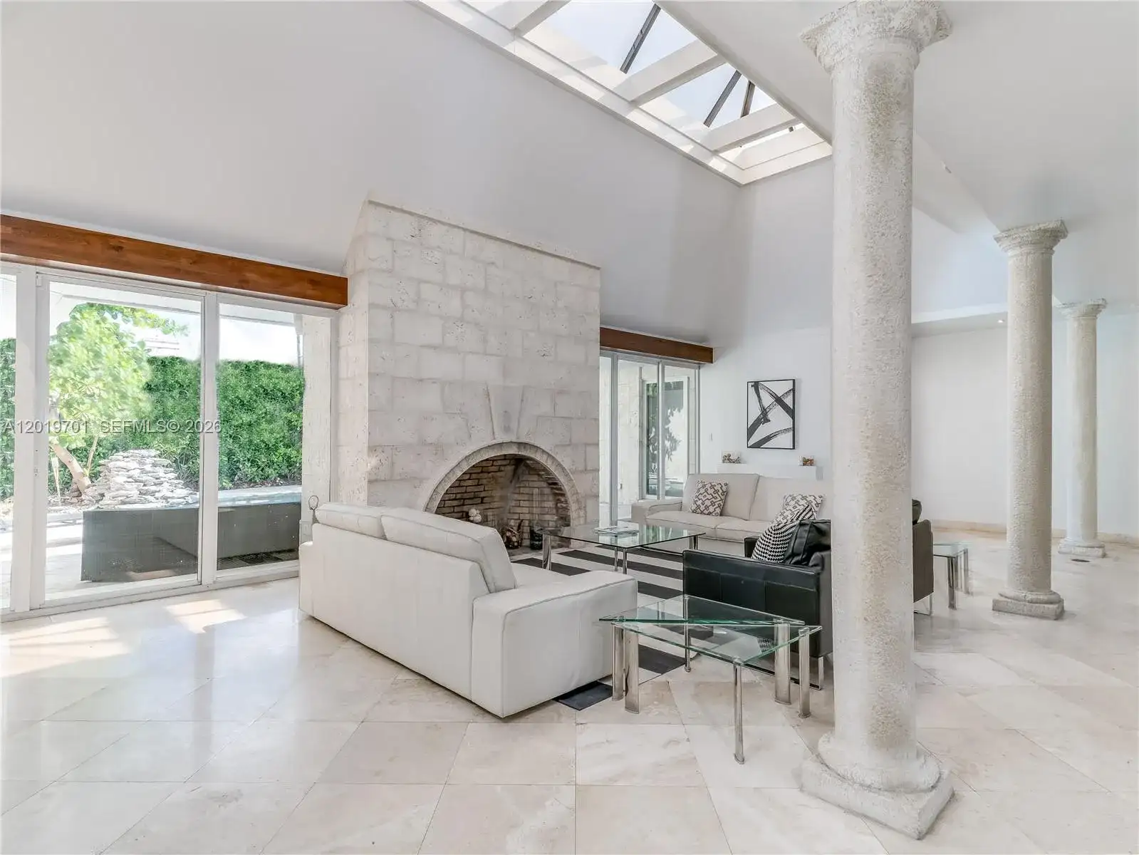 111 S Hibiscus Dr, Miami Beach FL 33139 photo 3