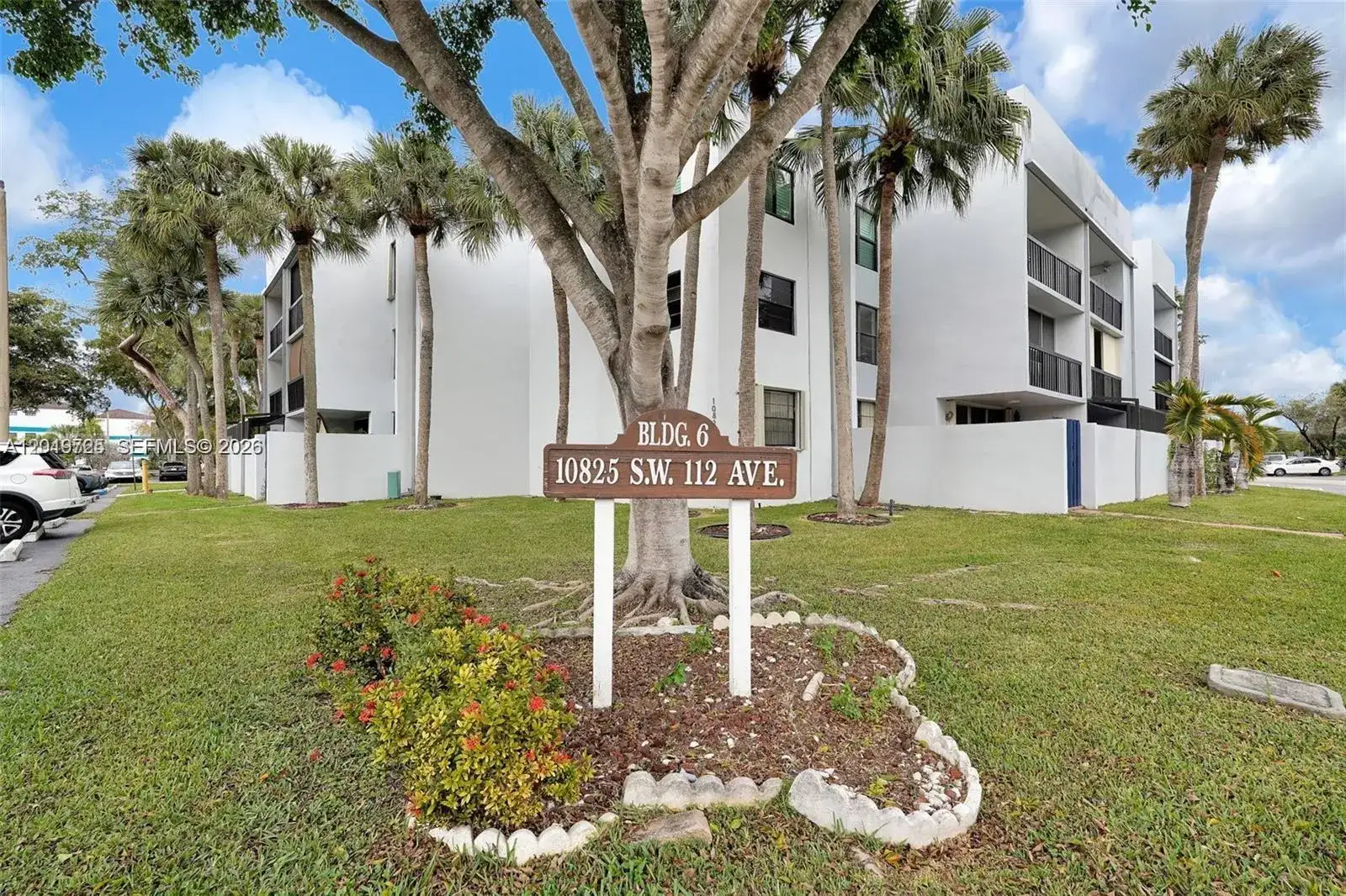 10825 SW 112 AV # 215, Miami FL 33176 photo 3