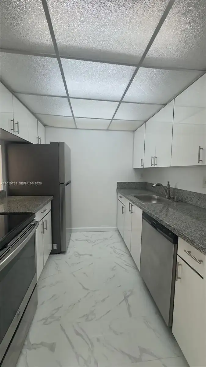 14611 N Kendall Dr # 304L, Miami FL 33186 photo 2